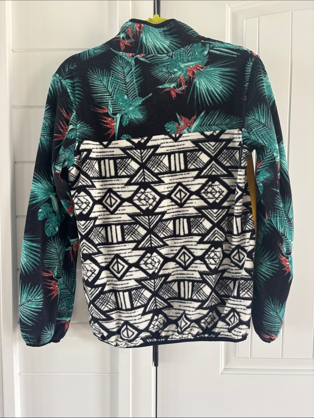 Kavu Fleece Pullover with Tropical Print - Picture 4 of 4